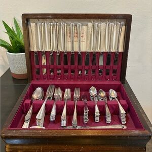 Vintage 1938 Holmes and Edwards Edwards Danish Princess Inlaid Silverware Set